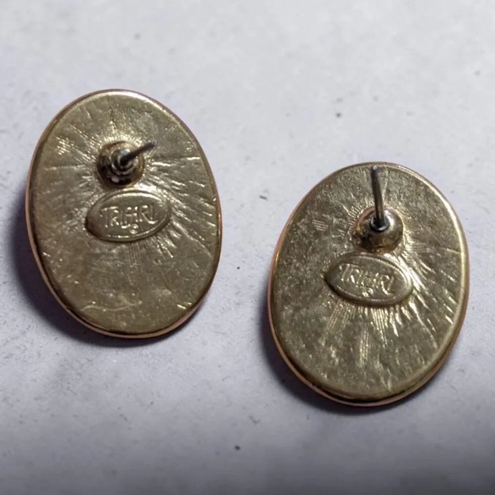 TRIFARI White Cabochon Oval Stud Earrings, Vintage Signed Minimalist Jewelry